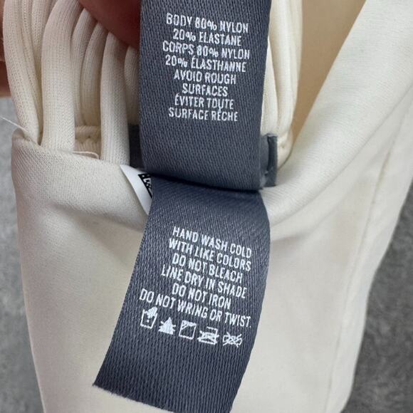 aerie Swimsuit Women M Cream One Piece Racerback Crochet Vanilla Girl Beach - Picture 11 of 11